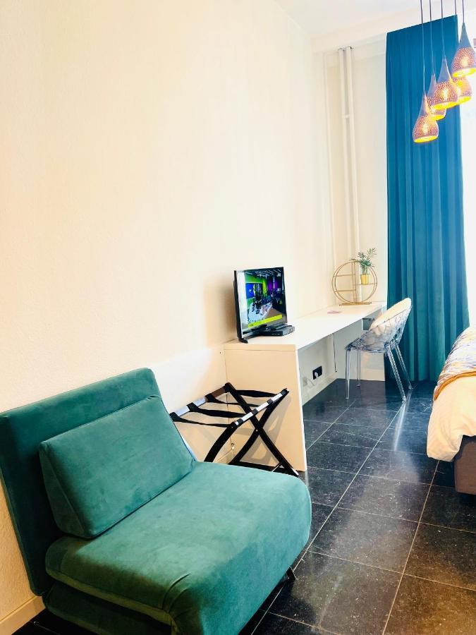 Riverview Studio In Historical Heart Of Antwerp Exterior photo