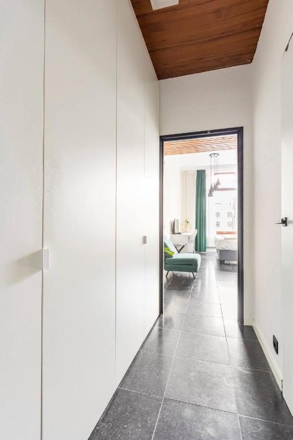 Riverview Studio In Historical Heart Of Antwerp Exterior photo