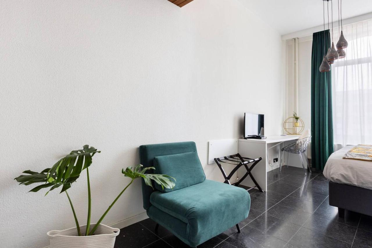 Riverview Studio In Historical Heart Of Antwerp Exterior photo